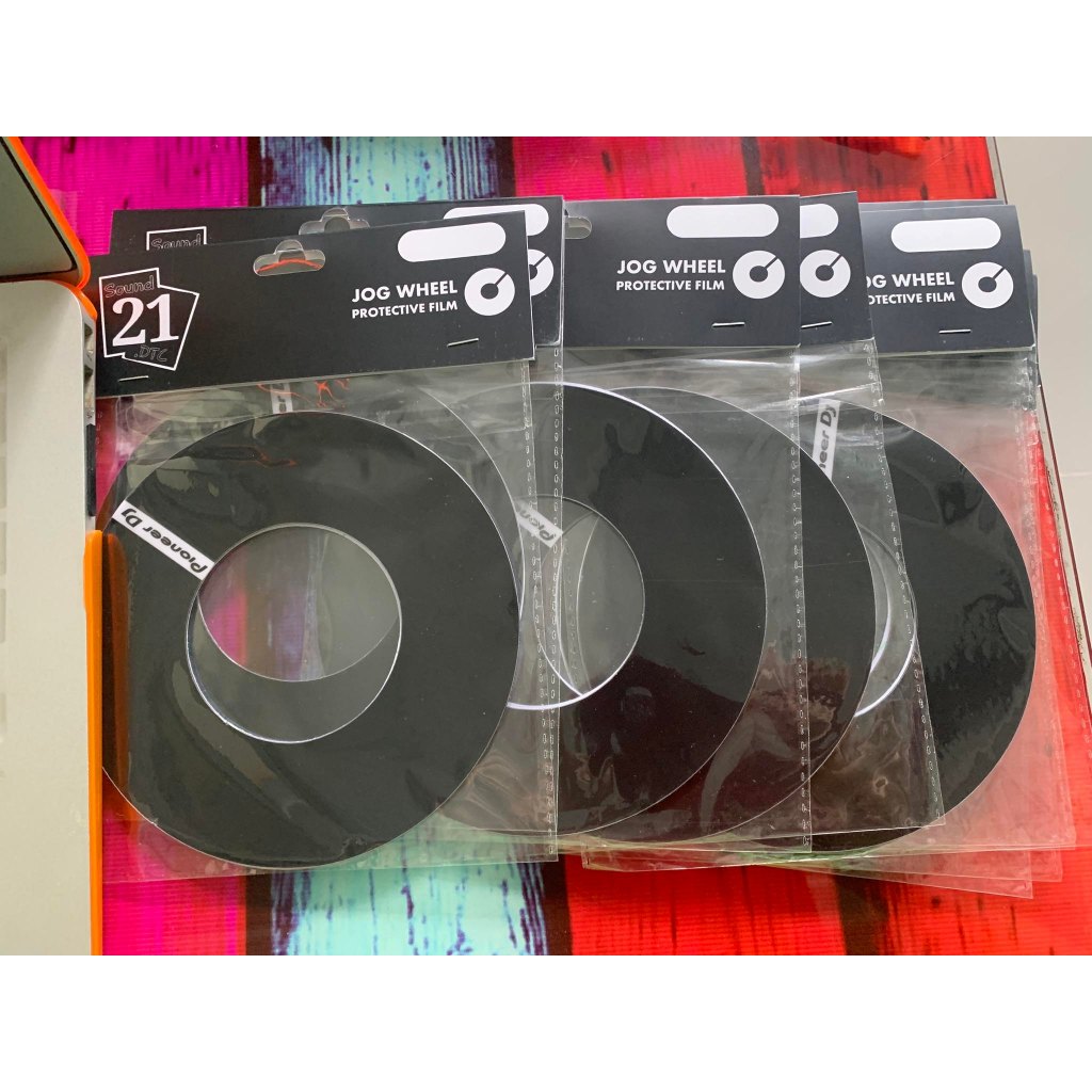 skin jog สีดำคาดลาย Size " L " แผ่นกันรอย Skin jog ddj1000 , ddj1000srt cdj800 cdj 850 cdj900 FLX6