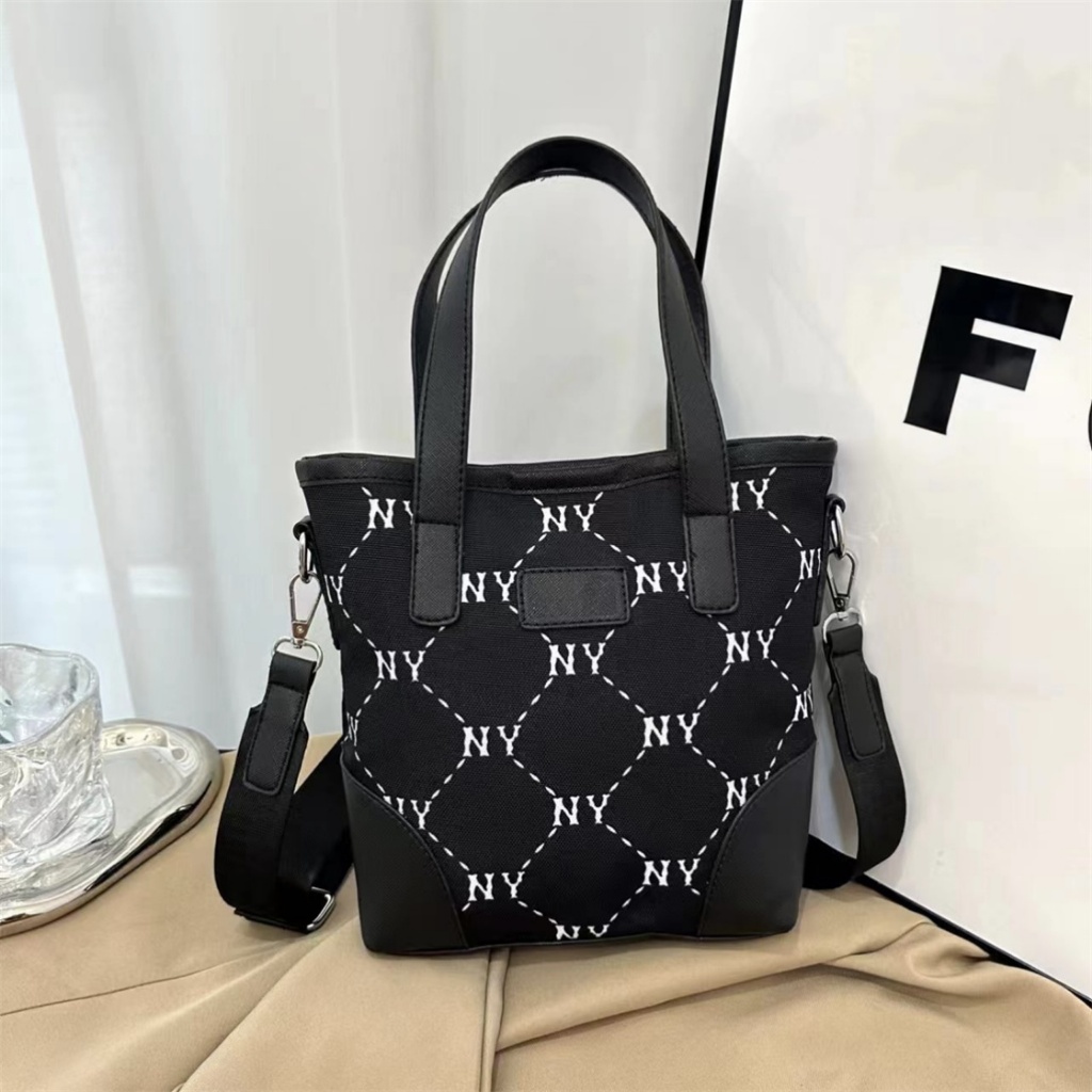 พร้อมส่ง ของแท้ % MLB กระเป๋า กระเป๋าสะพาย กระเป๋าNY
