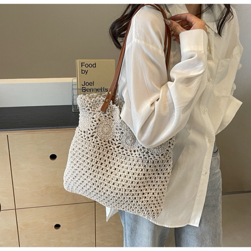 🌼New พร้อมส่ง🌼กระเป๋าสะพาย เชือกฝ้ายถักนุ่ม ลายสวยมี 2 สี เย็บสายหนัง มีซับด้านใน กระดุมแม่เหล็กเปิด|ปิด