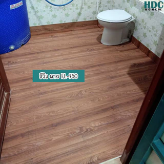 สติกเกอร์ติดพื้นลายไม้ มีกาวในตัว wallpaper PVC ติดพื้นบ้าน แต่งห้องนอน กันน้ำ กันลื่น ติดพื้นห้องน้ำ วอลเปเปอร์ผนัง วอล