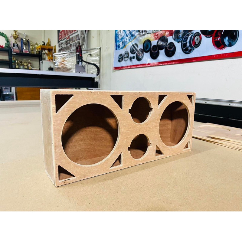 ตุ้เสียงกลาง6.5“ไม้แท้ทนน้ำมีพอสเสียงดีงานตัดcnc