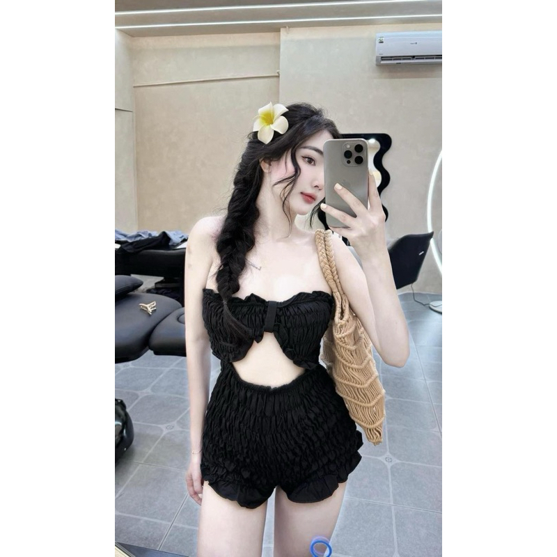 จั้มดีเทลเกาะอกสม็อค ทรงสวยมากกก งานน่ารักมากก ยืดได้เยอะมากด้วยน๊าา