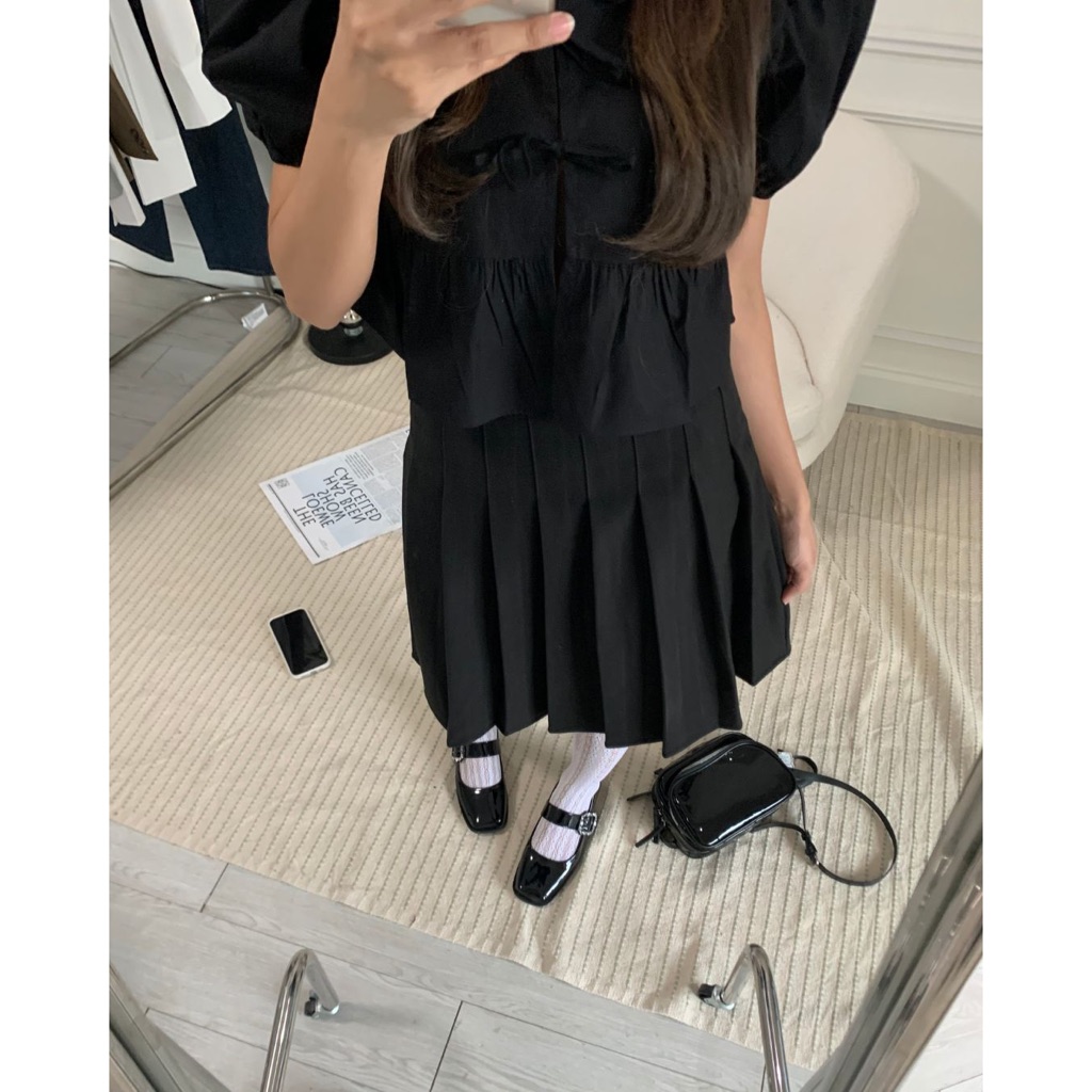 KINDARARE - Aiko skirt กระโปรงพลีทยาว ผ้า wool 100% (พร้อมส่ง)