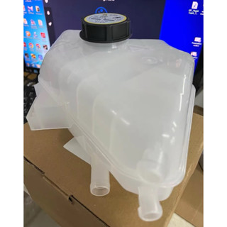 ถังพักน้ำหล่อเย็น ถังสำรองหม้อน้ำ Ford Fiesta Ford Eco Sport…