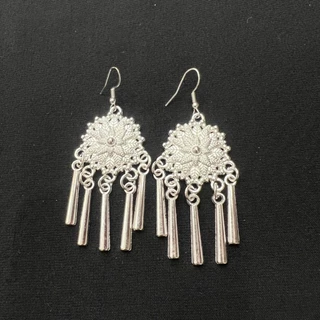 Accessories สร้อยคอแฟชั่นเก่า สร้อยอีสานชุดล้านนาไทสร้อยเงินต่างหู สีรมดํา เงิน สินค้าพร้อมส่ง
