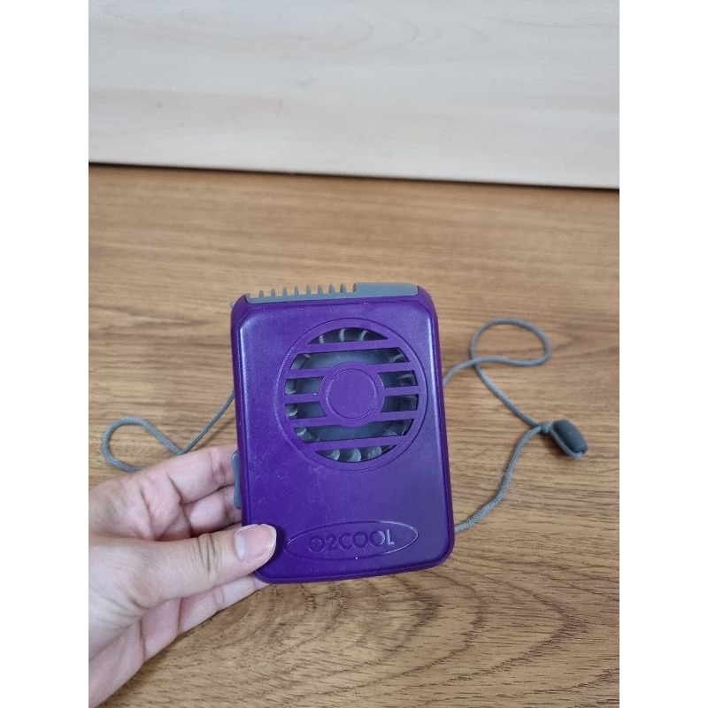 พัดลมคล้องคอพกพาO2Coolานจากอเมริกามือสอง