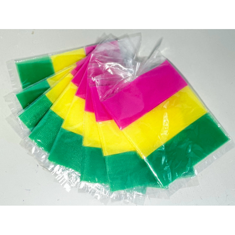 ผ้า 3 สี ผ้าแพรสามสี ผ้าสามสี ยาว 1 เมตร ผ้าผูกศาล กว้าง 5.5 - 6 ซม.