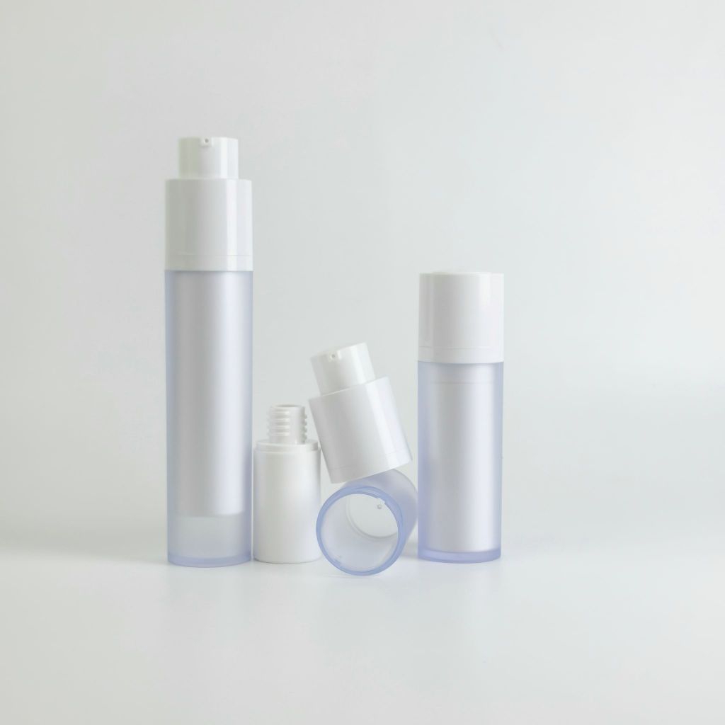 15ml. 30ml.  50ml.ขวดปั๊มสุญญากาศทรงเหลี่ยม ทรงกลม หมุนได้ ขวดสุญญากาศเหมาะสำหรับบรรจุเนื้อผลิตภัณฑ์ที่เป็นชนิดเหลว