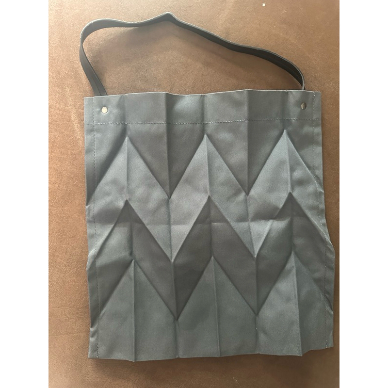 Issey miyake iittala tote bag งานดีใส่ของได้เยอะ