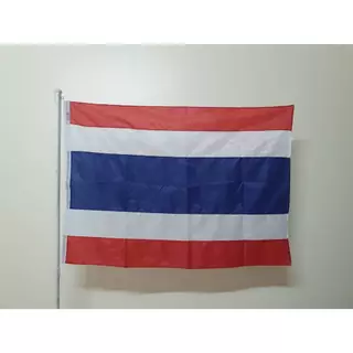 ธงชาติไทย ธงไตรรงค์ ธงประดับบ้านเบอร์ เนื้อผ้าร่มอย่างดี มีหลายขนาดตั้งแต่ผืนเล็ก-ใหญ่