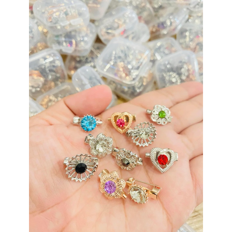 เข็มกลัดจิ๋ว ติดฮีญาบ ติดผ้าคลุม 1 กล่อง 10 ชิ้น