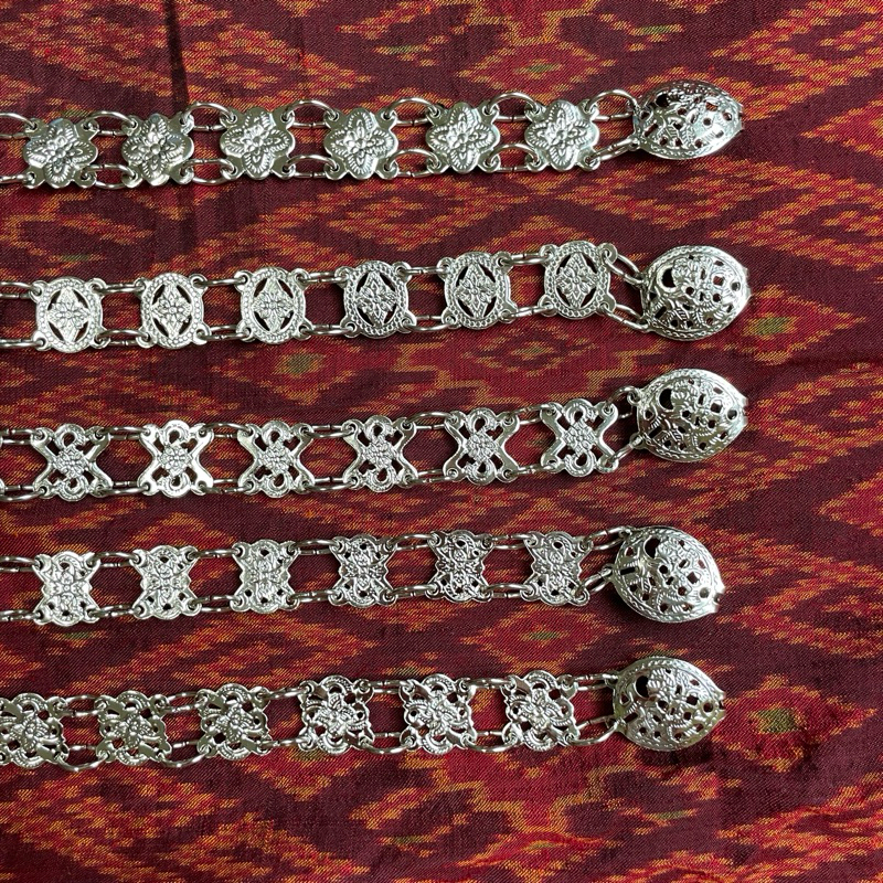 เข็มขัดโบราณ นิกเกิลและทองหน้าจิ๋วเข็มขัดคนแก่ใส่กับชุดไทยผ้าถุงยาว43นิ้ว(🔥พร้อมส่งในไทย🔥)