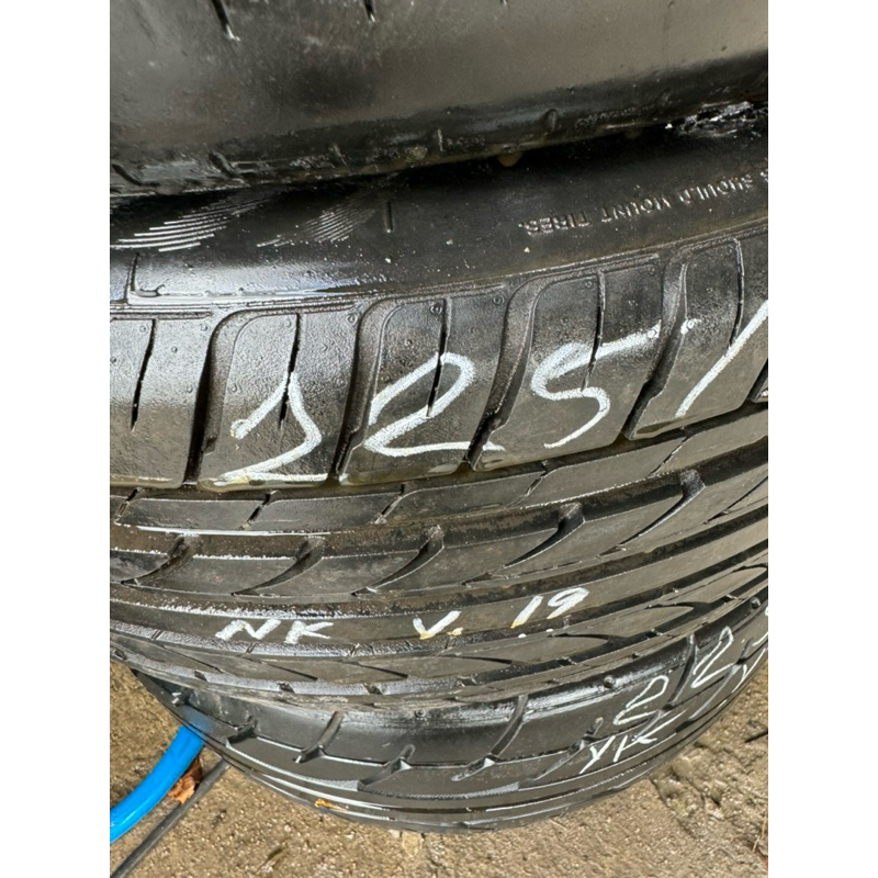 225/45R18 nankang ปี19 ดอกดีมีเส้นเดียว