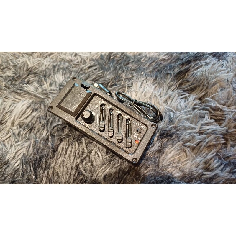 ปิ๊กอัพ EQ กีตาร์โปร่ง รุ่น 7545R