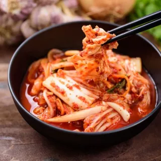 กิมจิผักกาดขาว จงกา jongga cabbage mat gimchi 200g 종가집 맛김치