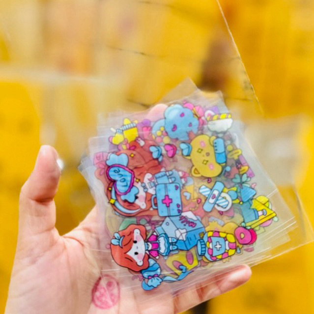 สติกเกอร์การ์ตูนตกแต่ง ชุดละ 25 แผ่น (คละลาย)