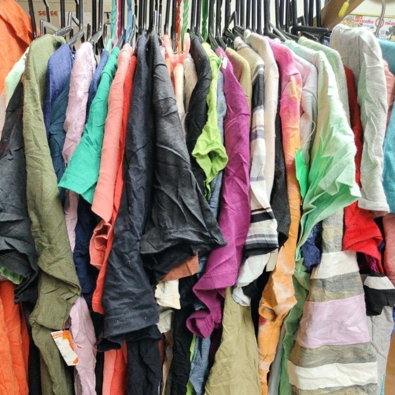 เสื้อยืดชำระเงินสินค้าดังภาพหมดแล้วค่ะน้ำหนัก 1กิโลกรัมค่ะ