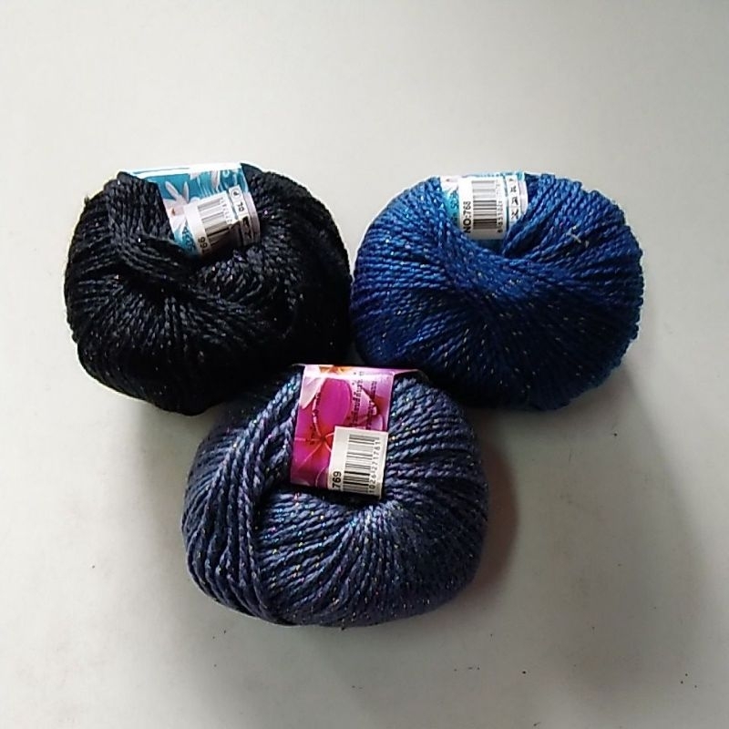 ไหมพรมเส้นเล็ก ผสมดิ้น ยี่ห้อ egret น้ำหนัก 50 กรัม