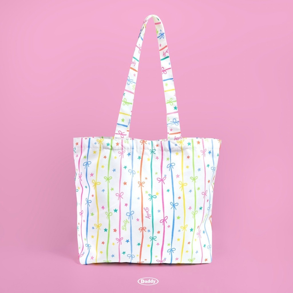 DADDY | Family Trip Tote Bag กระเป๋าผ้าแคนวาสสีขาวพิมพ์ลาย สุดน่ารัก