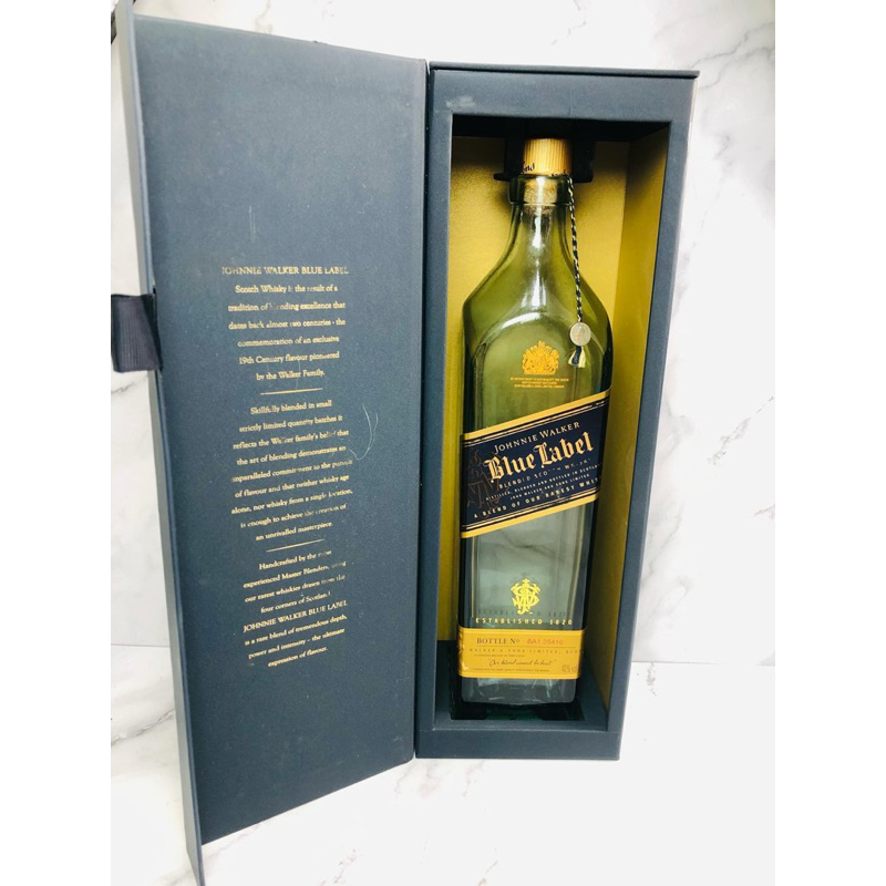 ขวดเหล้าเปล่า 1L พร้อมกล่อง ยี่ห้อ JOHNNIE WALKER Blue Label (ใบ 2)