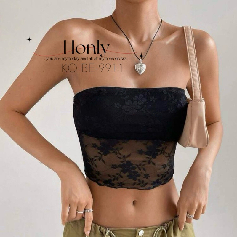 Honly เสื้อเกาะอกลายลูกไม้สั้น พร้อมส่งจากไทย