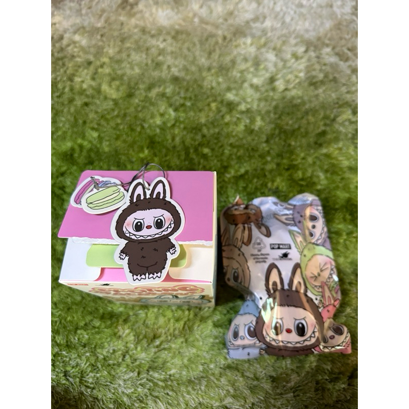 * SECRET * LABUBU EXCITING MACARON ลาบูบู้