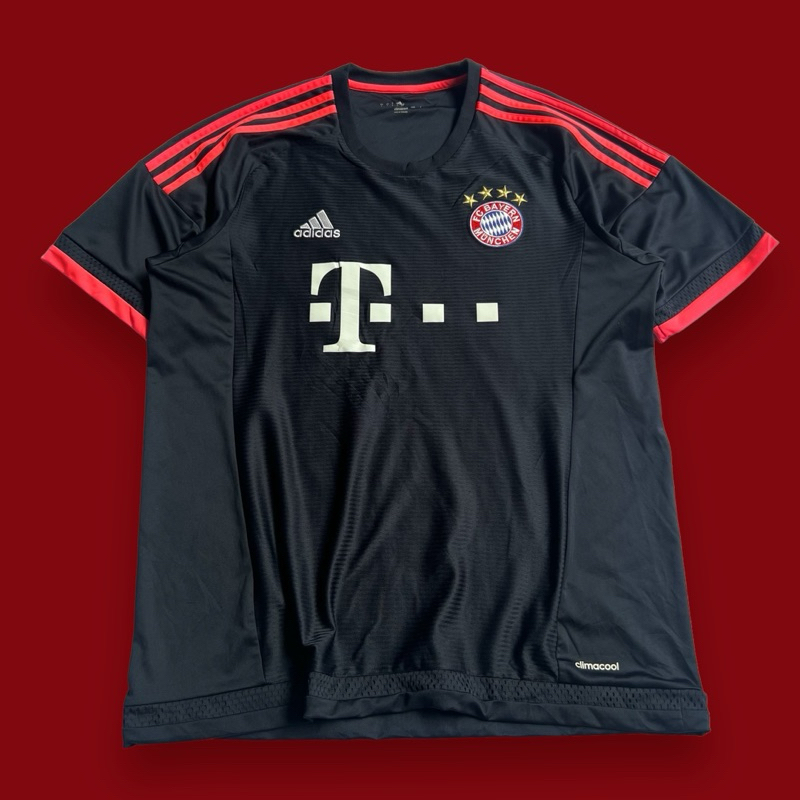 เสื้อบอลมือสองของแท้ทีม บาเยิร์น มิวนิค 2015/16