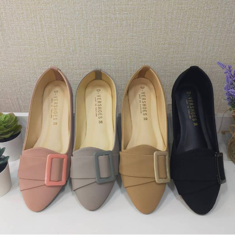 SS888 : รองเท้าคัชชู หัวแหลมหน้าเข็มขัด ดูดีมีระดับ ✨