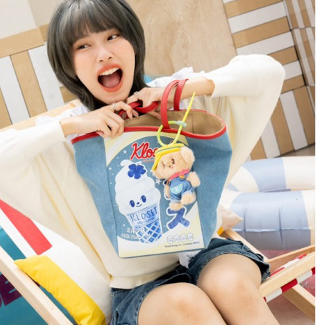 Kloset  รุ่นขายดี [ ice tsu miraku denim tote ]
