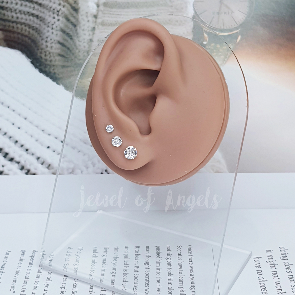 ต่างหูเงินแท้ทั้งชิ้น S925 รุ่น Sparkle ต่างหูก้านเสียบ เพชรCZกลม สีเงิน 3mm 4mm 5mm Silver925 ราคา ถูกที่สุด ดีลบีเคเค แกลเลอรีภาพที่ 3