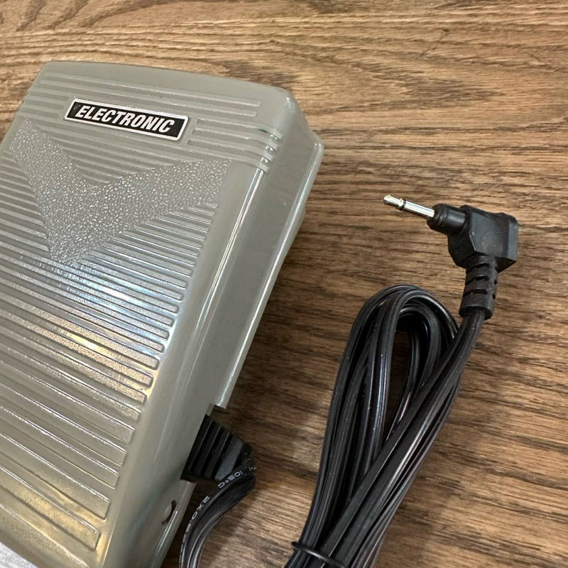 ขาเหยียบมอเตอร์ จักร Janome350e , Elvira แบบจักรคอมพิวเตอร์ ราคาต่อชุด