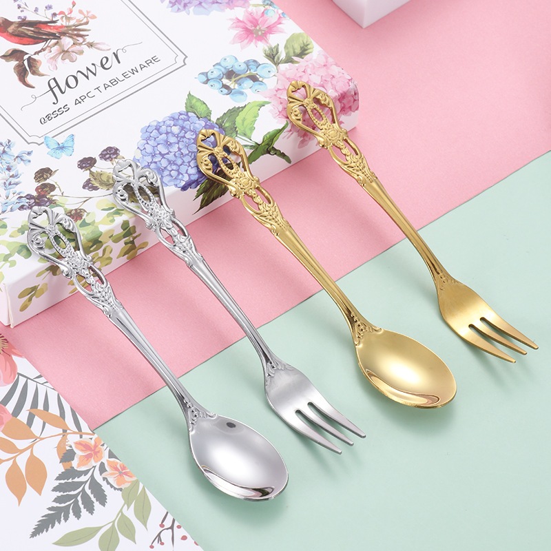 ShopAt.Two[ST-341]  ช้อนกาแฟสแตนเลส ส้อมผลไม้สแตนเลส ช้อนขนาดเล็กชุดยุโรปหรูหราบนโต๊ะอาหาร