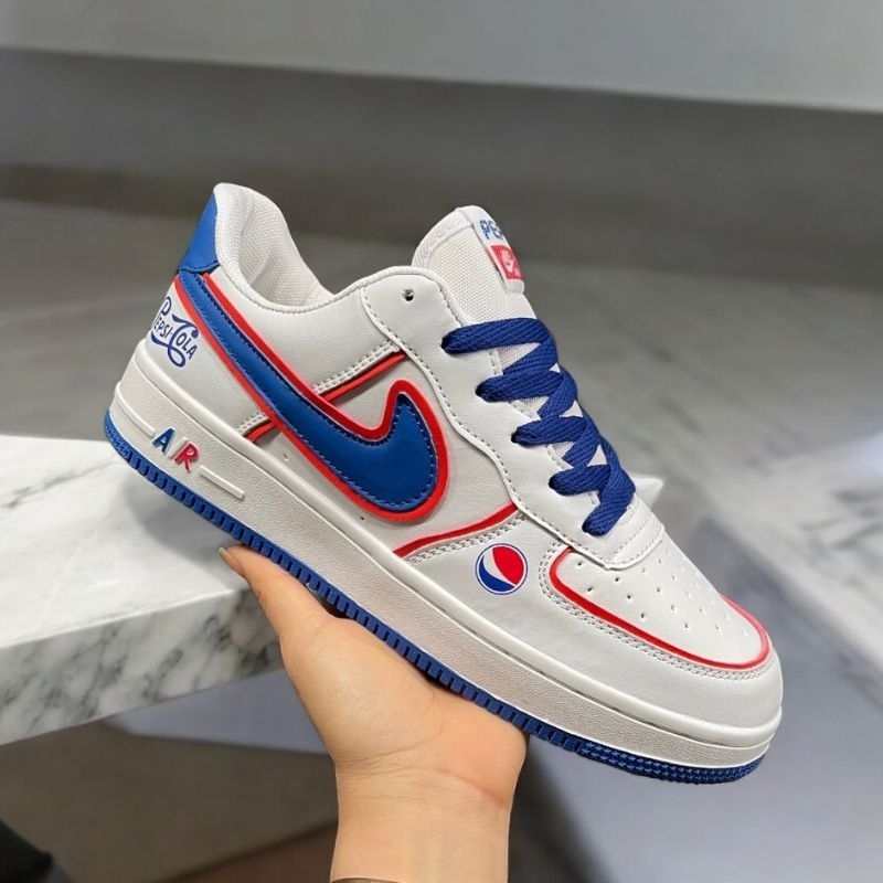 รองเท้าผ้าใบ รองเท้าผ้าใบผู้ชาย ผู้หญิง มีป้าย มีกล่อง ชนShop2024