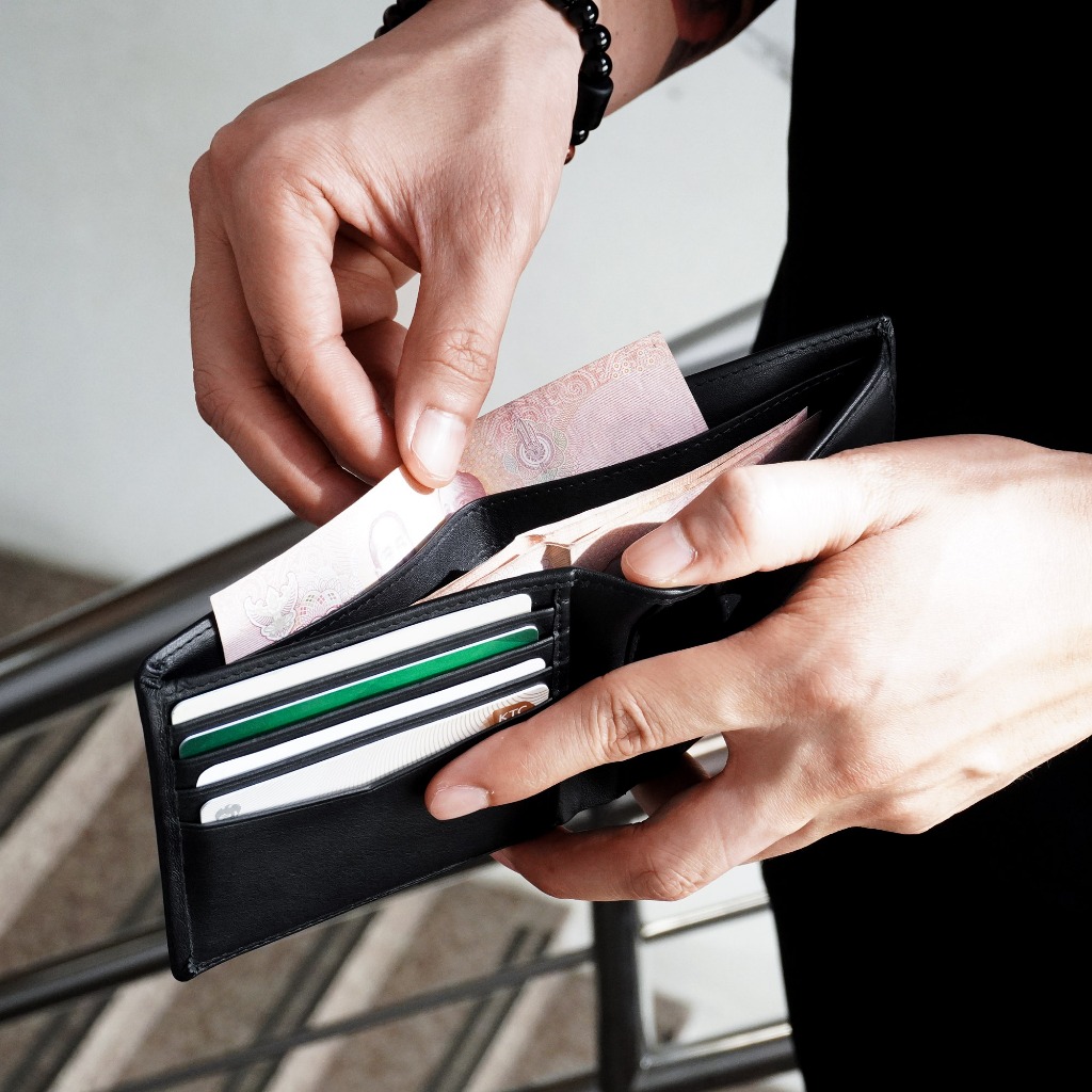 Folio :  Leen coin pocket wallet กระเป๋าสตางค์ใบสั้นสีดำ-รหัส 18073
