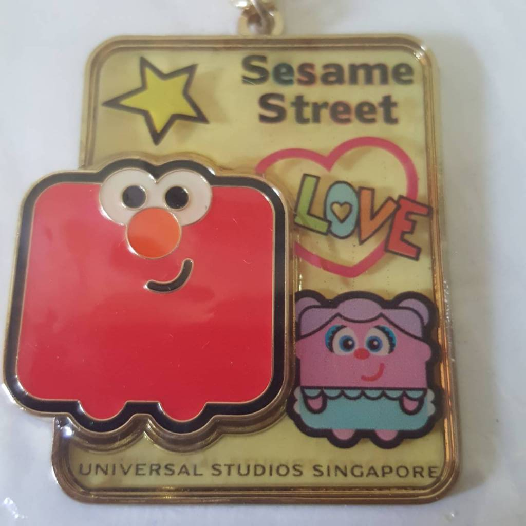 พวงกุญแจ Sesame Street Elmo Keychain Universal Studios Singapore ของแท้