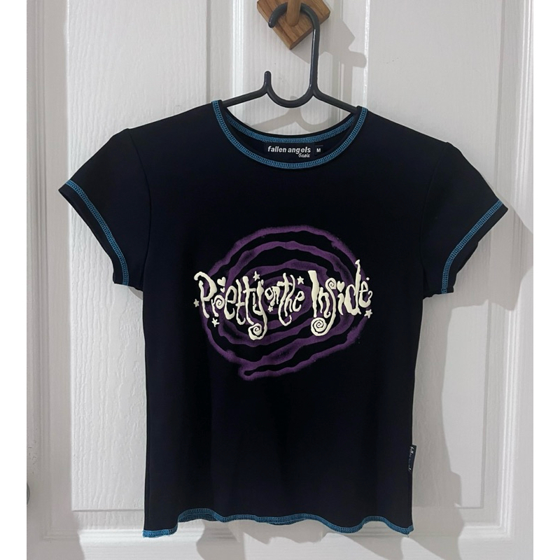 ปล่อยต่อ✌️เสื้อfallen angels พื้นดำ สกรีนนูน สวยมาก.