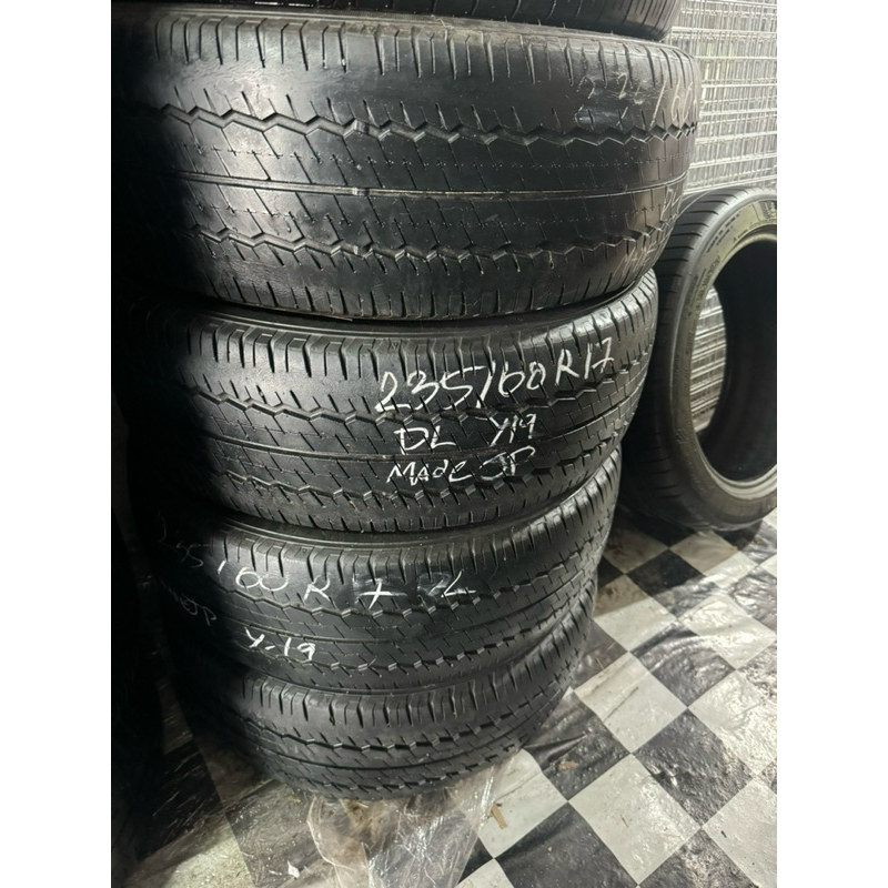 235/60R17 ดันลอป ปี19 ผลิตญี่ปุ่น ดอกดี