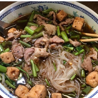 [จัมโบ้ 180g] ก๋วยเตี๋ยวเรือ แม่จ๋า ซองใหญ่ เครื่องเยอะ 1 ห่อ