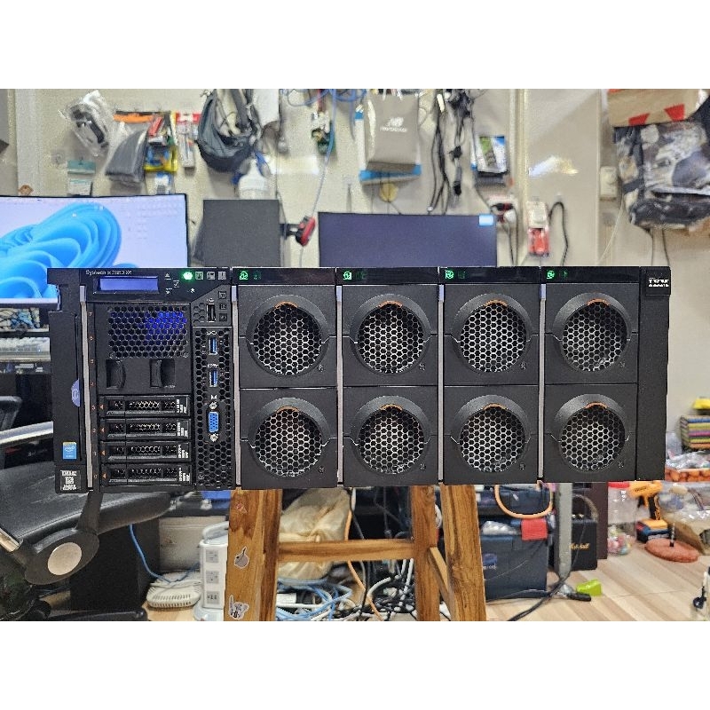 IBM System  X3850 X6