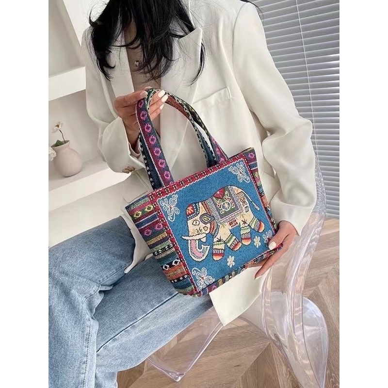 (C-060) กระเป๋าสะพายไหล่ผ้าแคนวาส สไตล์วินเทจคลาสสิค จุของได้เยอะ แฟชั่นมาใหม่ แฟชั่นฤดูใบไม้ผลิ กระเป๋าขนาดใหญ่