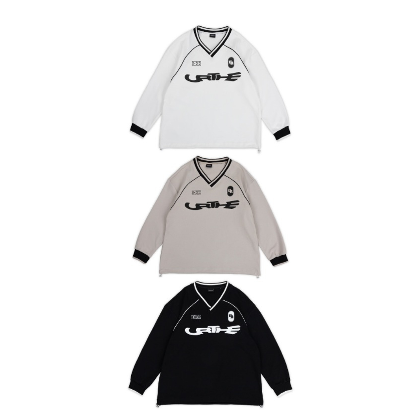 URTHE - สเวตเตอร์ Oversized คอวี แขนยาว สกรีนลาย รุ่น JS BKK