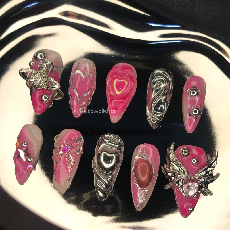 Pinky y2k style press on nails