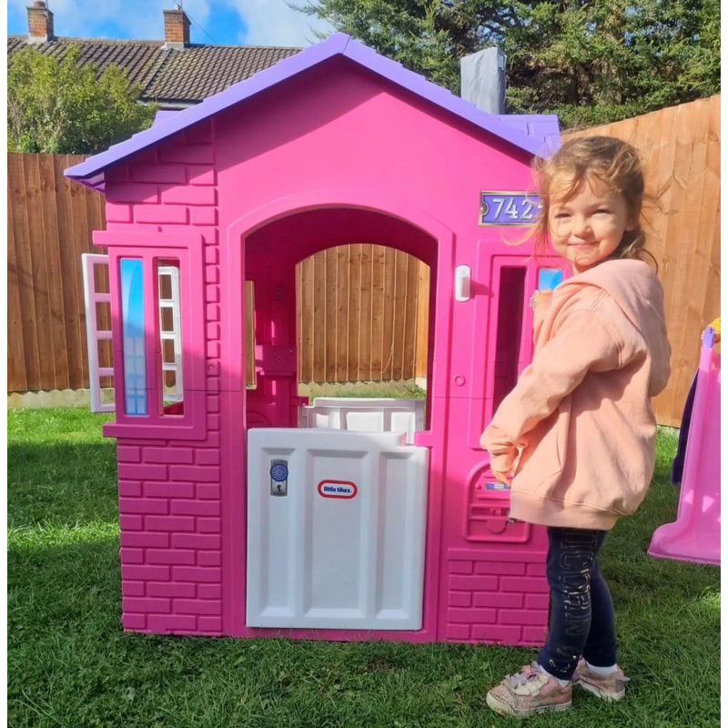 บ้านในฝันหลังน้อย Little Tikes Cape Cottage Playhouse สีชมพู สุดแสนน่ารัก