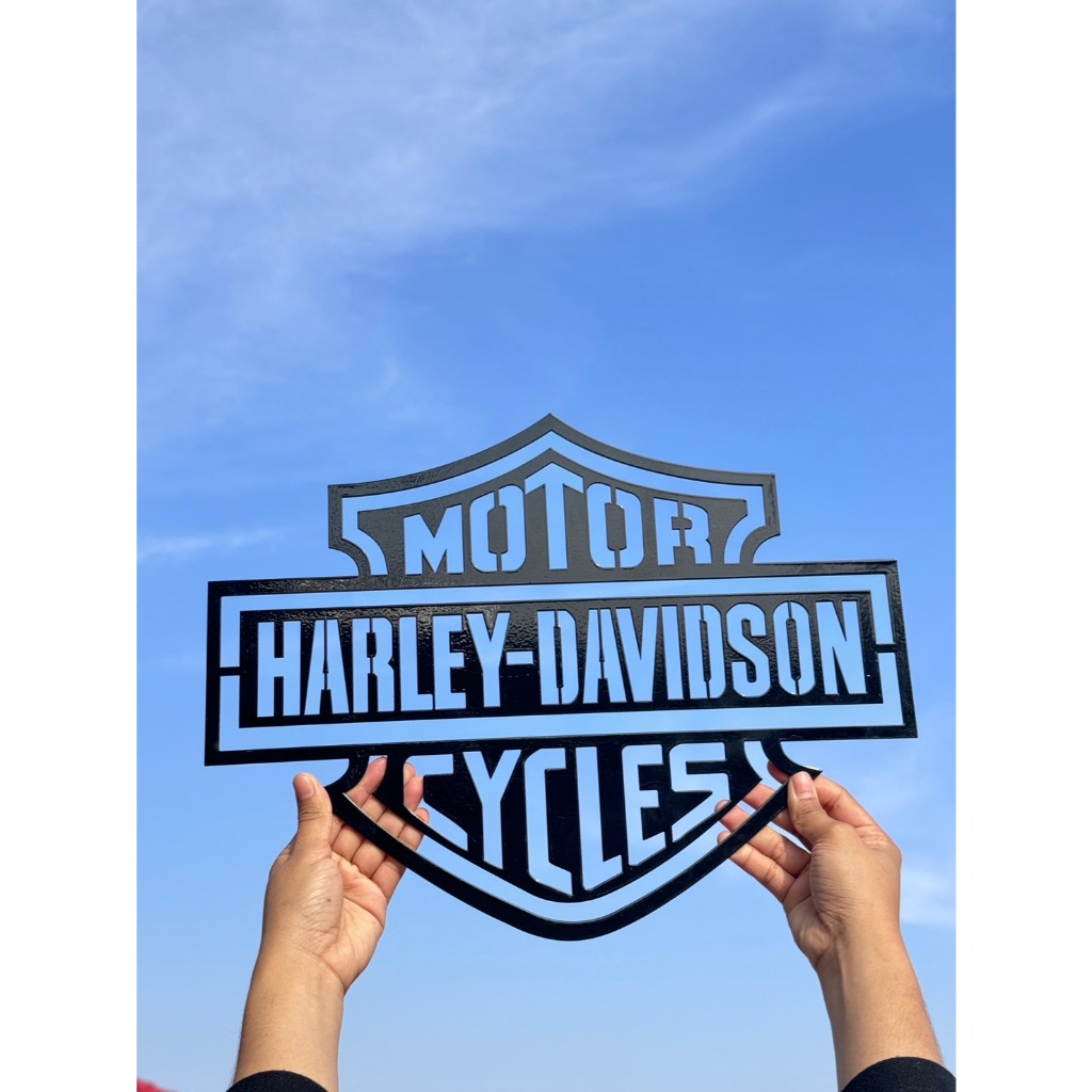 ป้ายเหล็กฉลุ HARLEY-DIVIDSON วัสดุเหล็กหนา 1.2 mm.พร้อมทำสีอบพาวเดอร์โค้ด