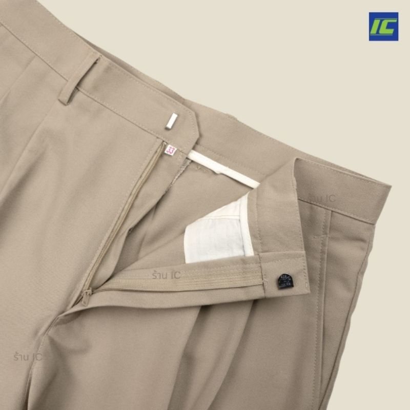 (ขายยกชุด) ชุดลูกเสือครูชาย สีกากีอ่อน No.17 กางเกงลูกเสือชายขาสั้น ไม่รวมอุปกรณ์