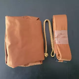 ถลกบาตรเวสปอยท์แท้ตราประตูทอง