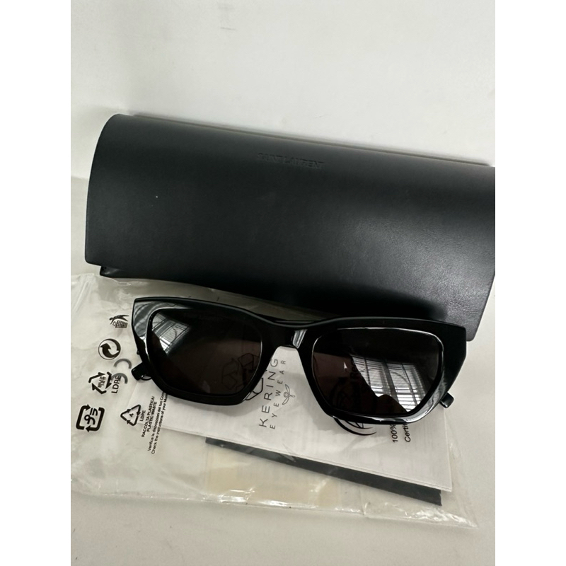 Used แว่นกันแดด YSL : SL M127/F 001 SIZE 53 MM