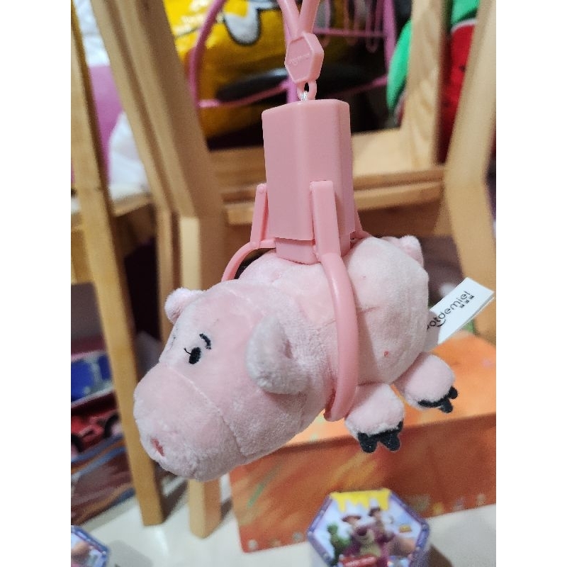 พวงกุญแจ Toy Story หมู