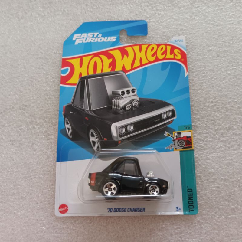 Hotwheels 70 dodge charger tooned