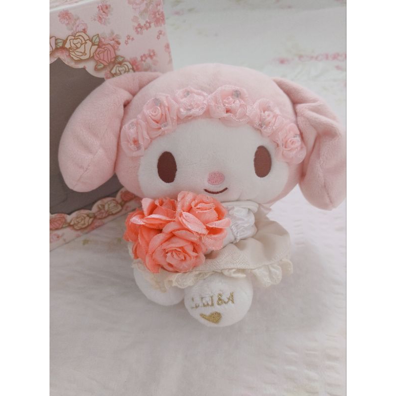 Mymelody Liz lisa อุ้มดอกไม้🌷🌷🩷🩷🌸 พร้อมกล่อง งานญี่ปุ่นมือสอง